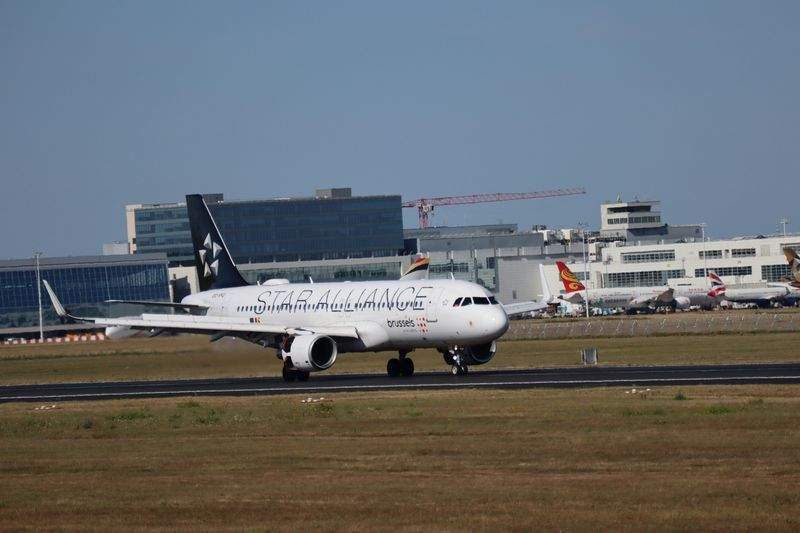 日本航空宇宙テクノロジーズ株式会社 9
